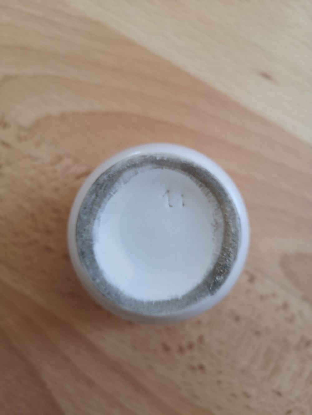 Porcelain cream pot - late 18th/early 19th century