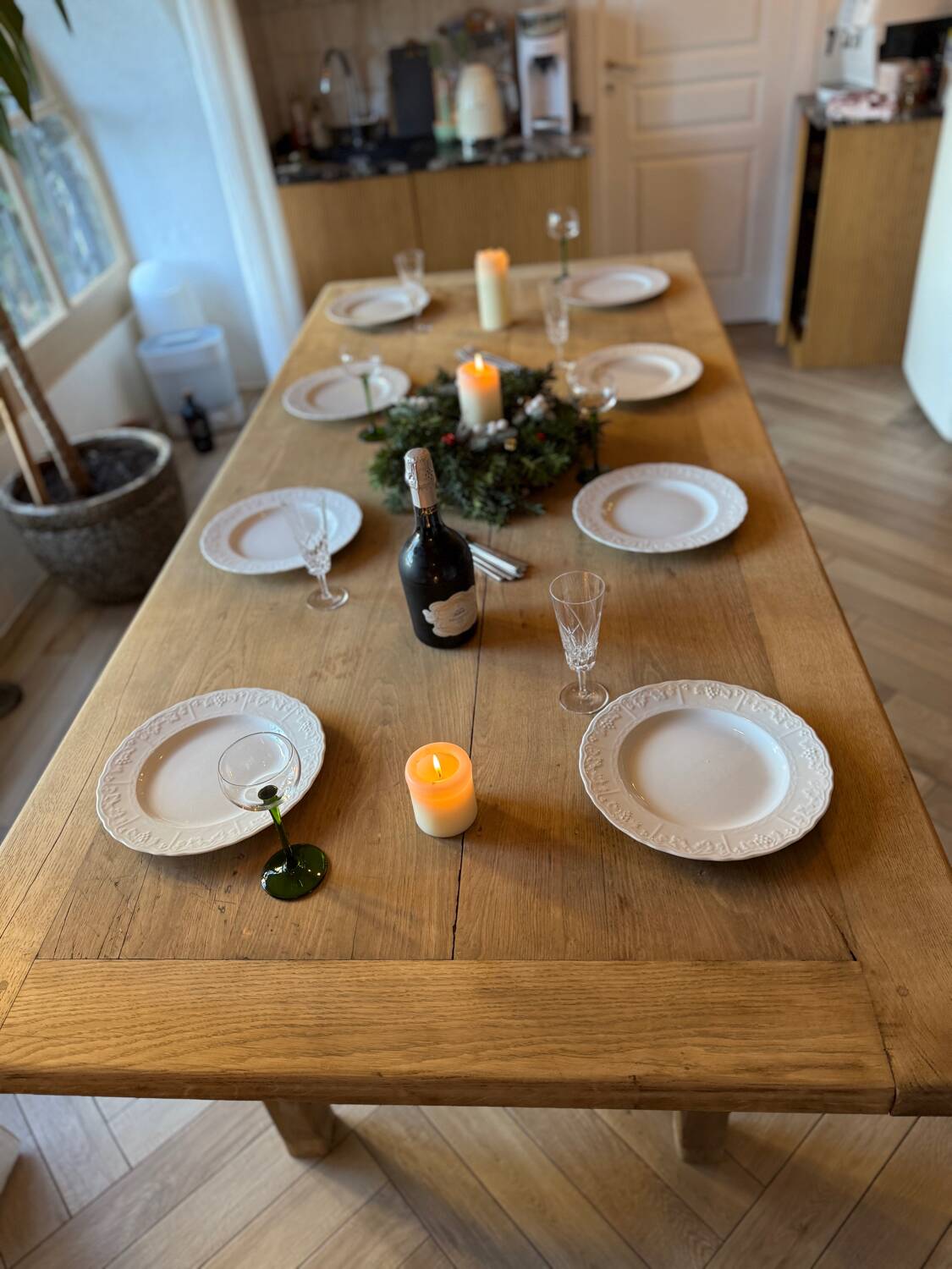 Solid wood farmhouse table with 2 extensions