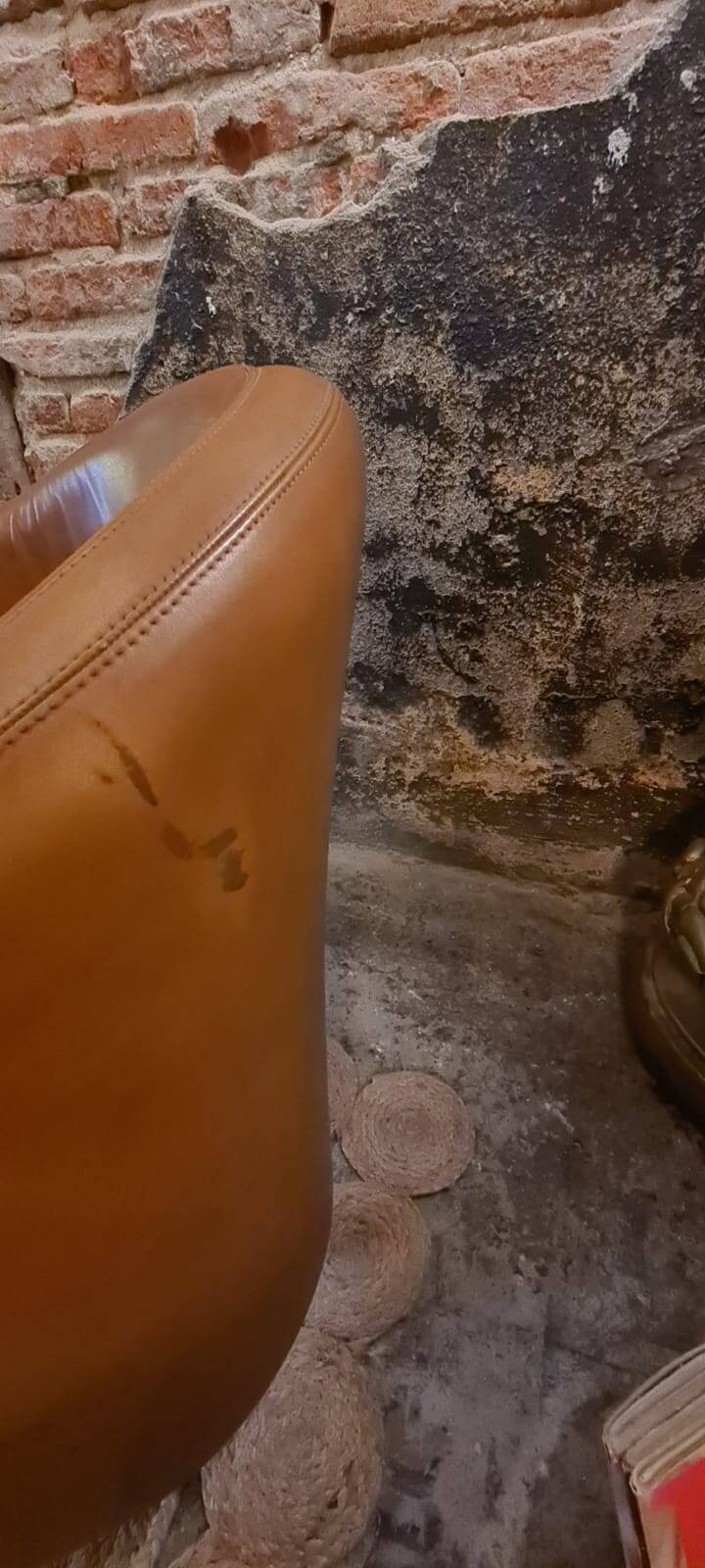 Pair of PS142 Eugenio GERLI armchairs