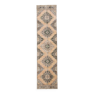 3x12 Classic Persian Runner Rug, 91x308Cm