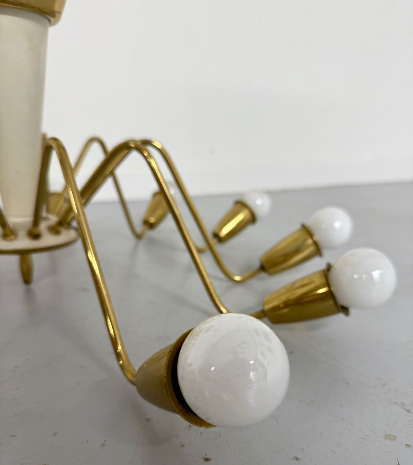 Antique 12-light Sputnik spider pendant lamp from the 60s
