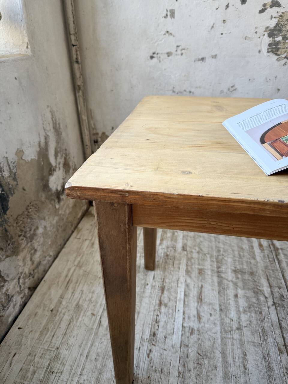 Table de ferme en pin et chêne