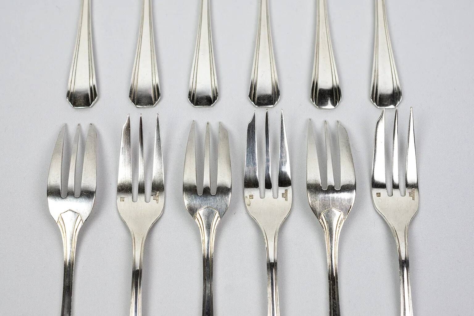 12 dessert forks Christofle Boréal by Luc Lanel, silver-plated metal