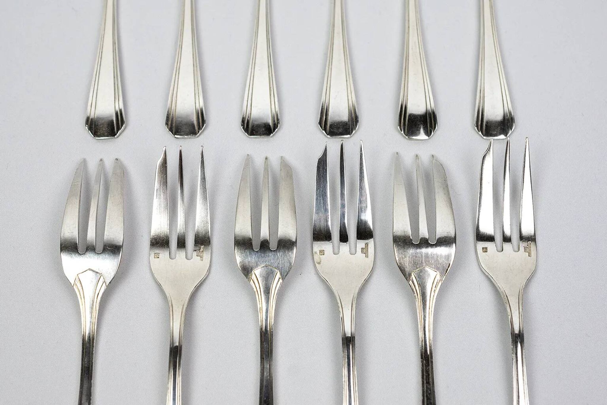 12 dessert forks Christofle Boréal by Luc Lanel, silver-plated metal