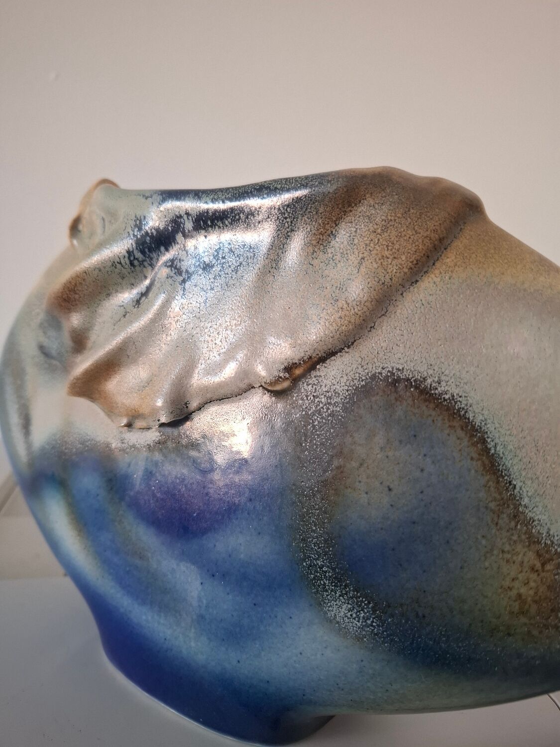 Ceramic vase with glazes