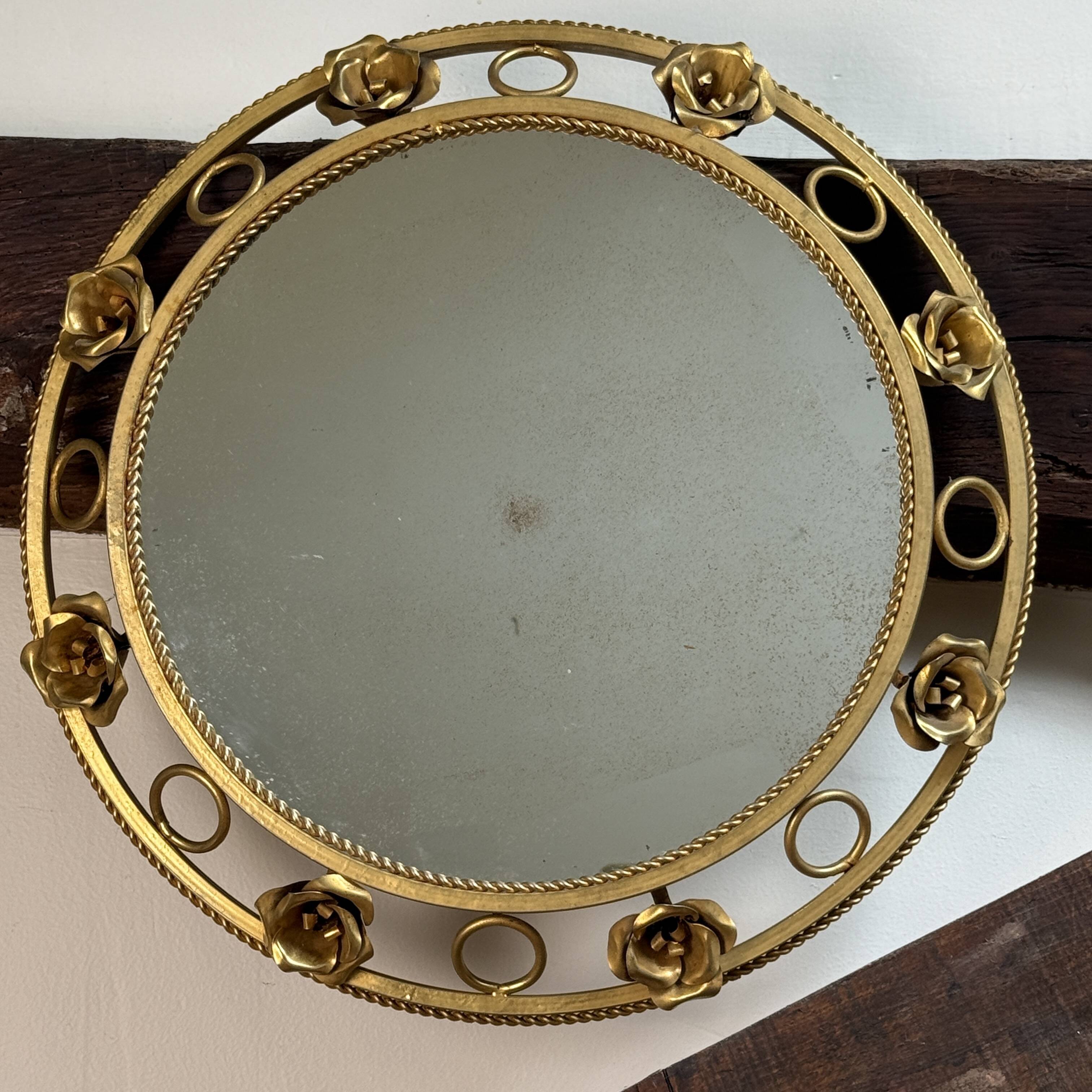 Round sun mirror from the 1960s Italy.