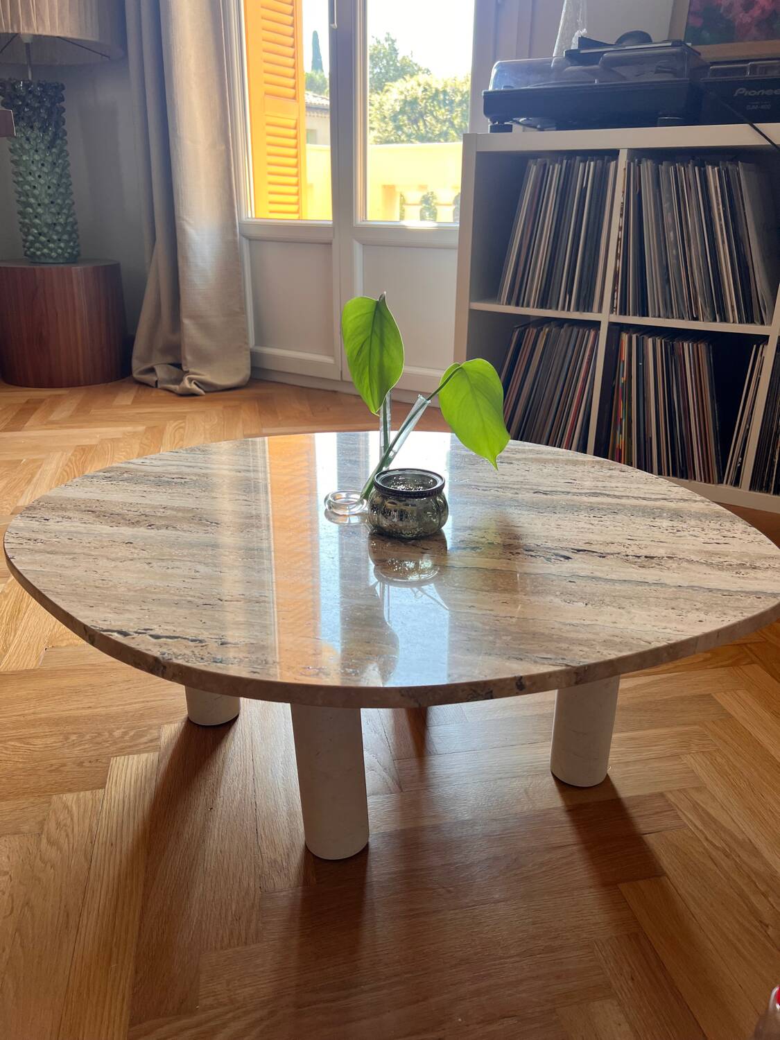 Organic coffee table in travertine.