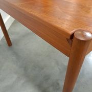 Vierkante Deense teak salontafel Magnus Olesen met ronde poten, nr.2