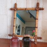 Mirror in turned wood