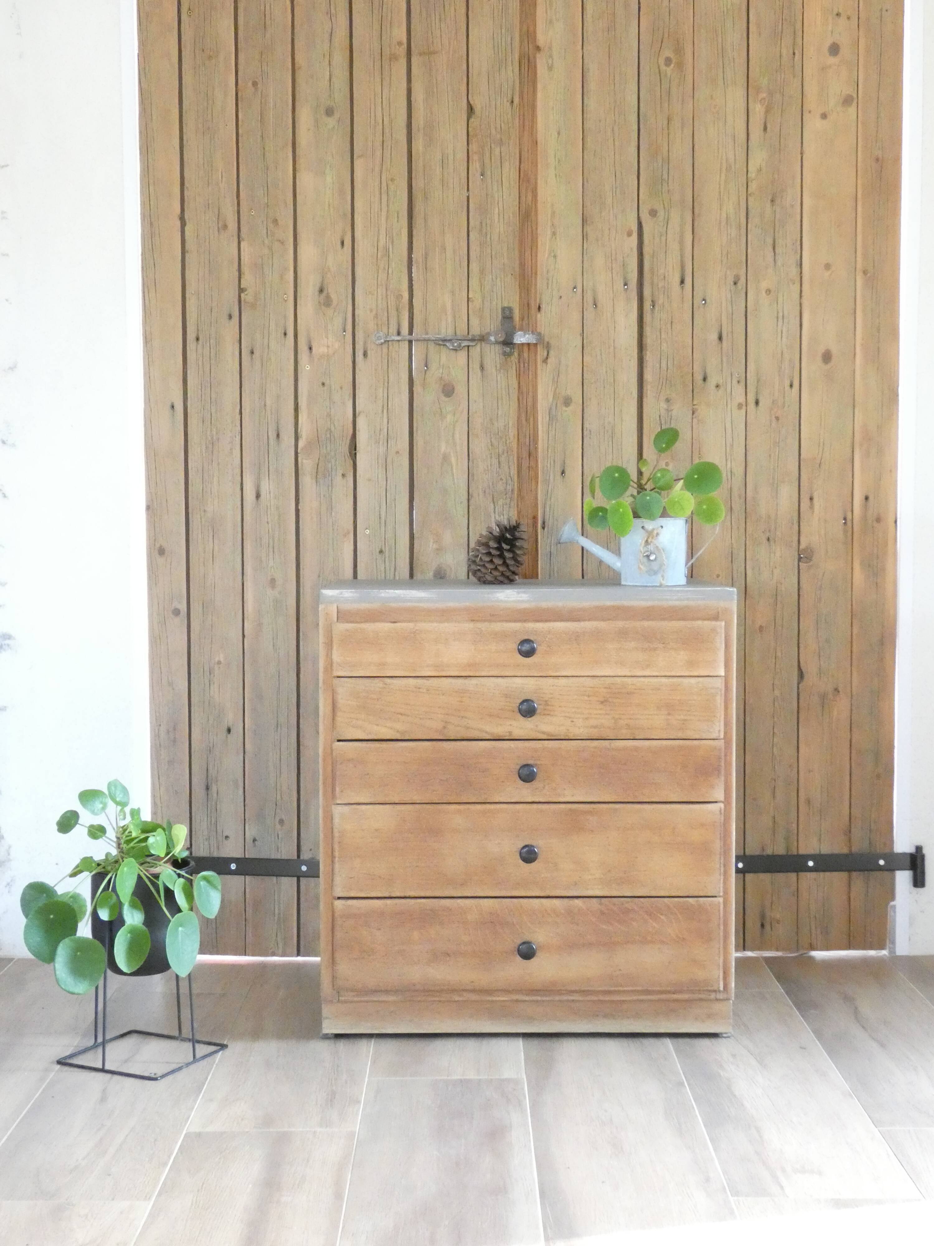 Commode en bois