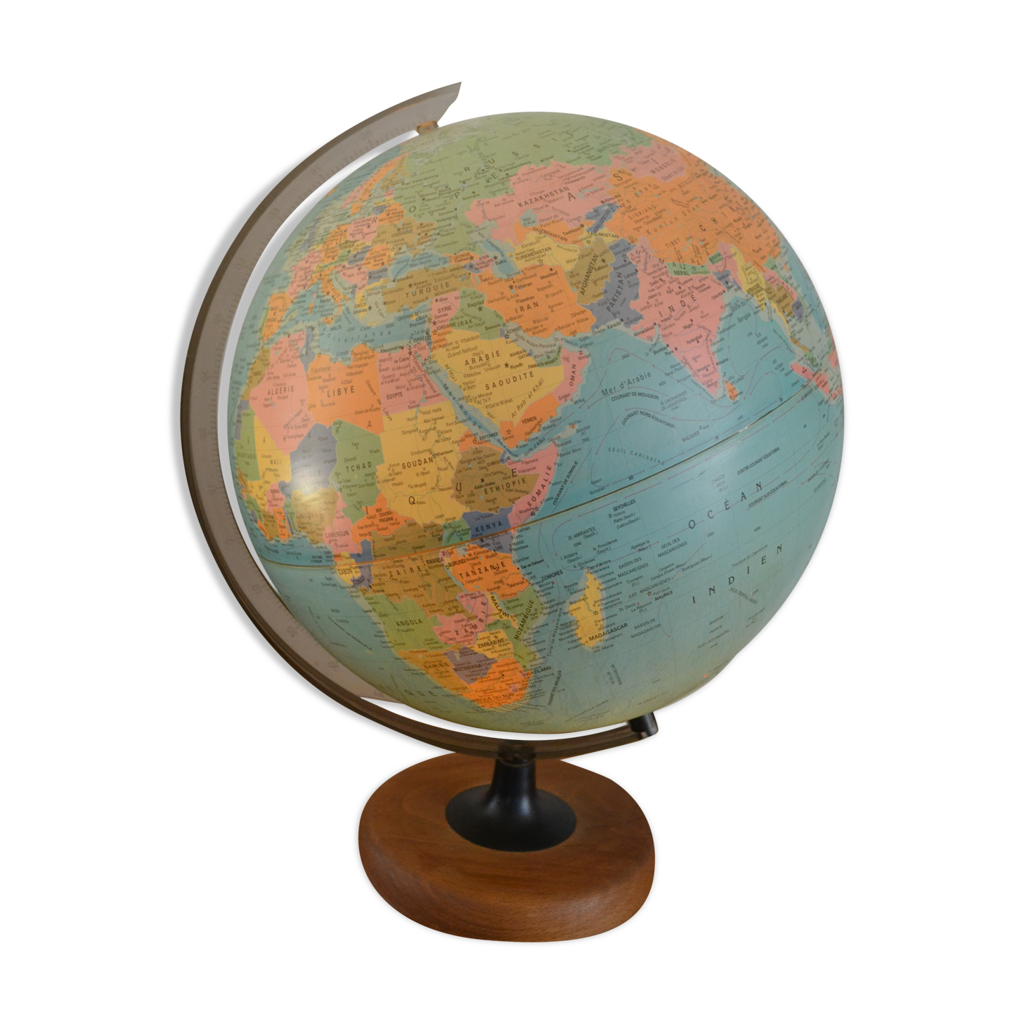 World map vintage land globe 90s