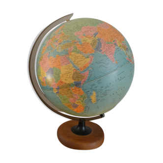 World map vintage land globe 90s