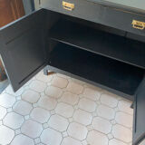 Art-deco period oak commodus