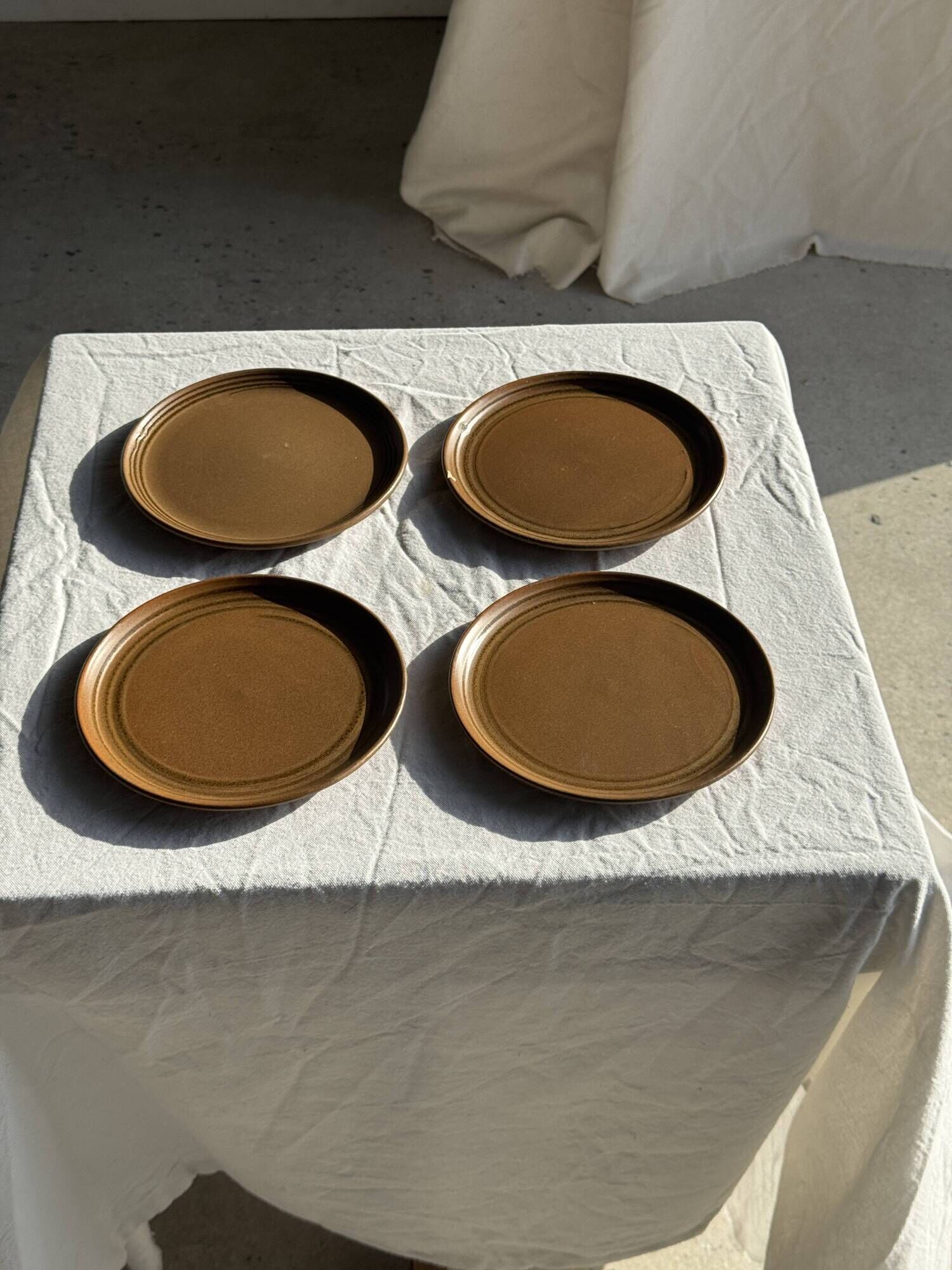 Lot de 4 assiettes à dessert brunes Sarreguemines Modèle Savoie D19.5