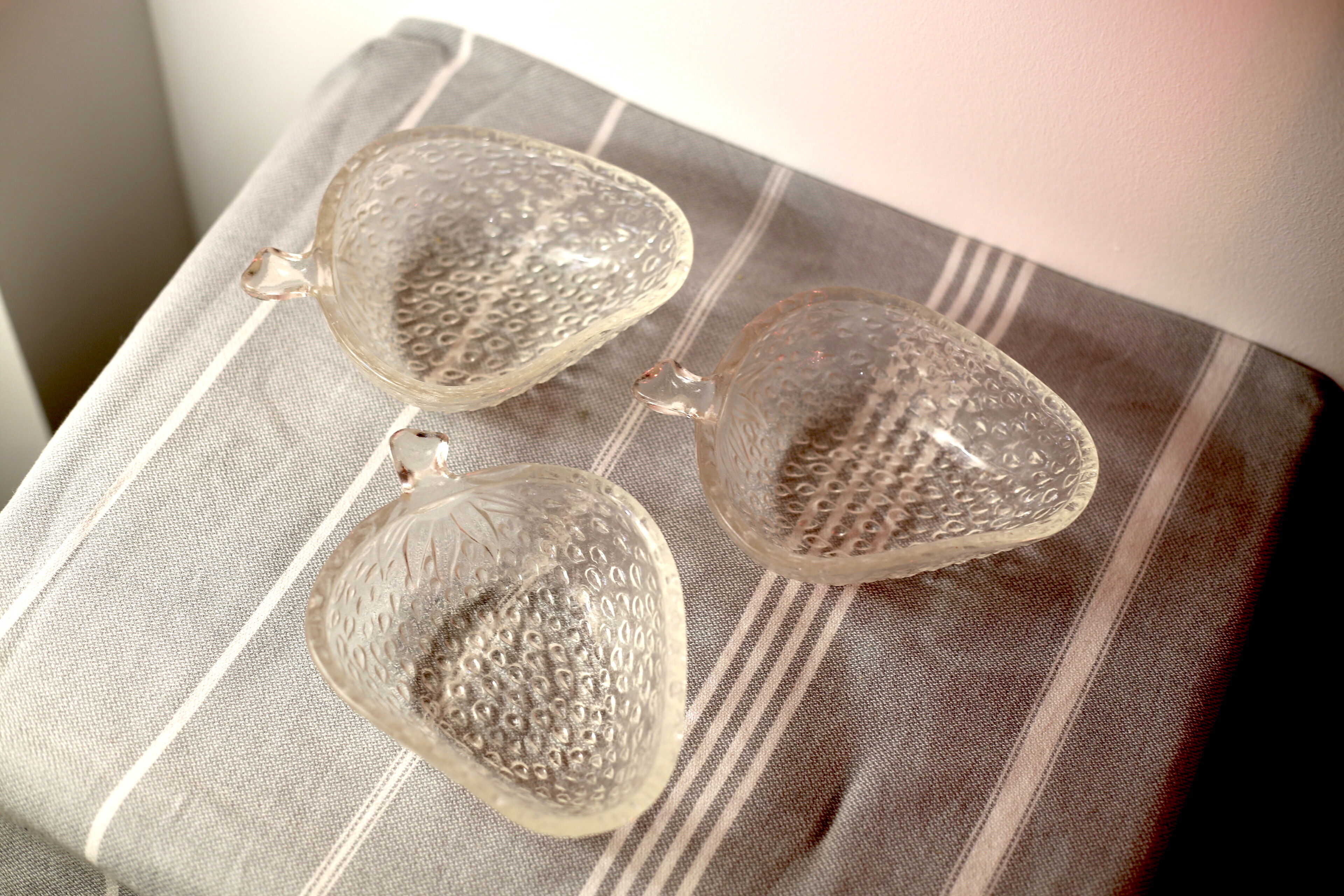 Vintage strawberry-shaped cups