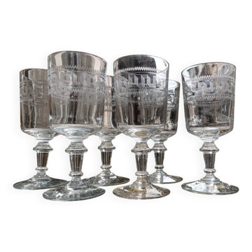 Suite de 6 verres a eau ou a vin cristal baccarat ancien gravures grecques