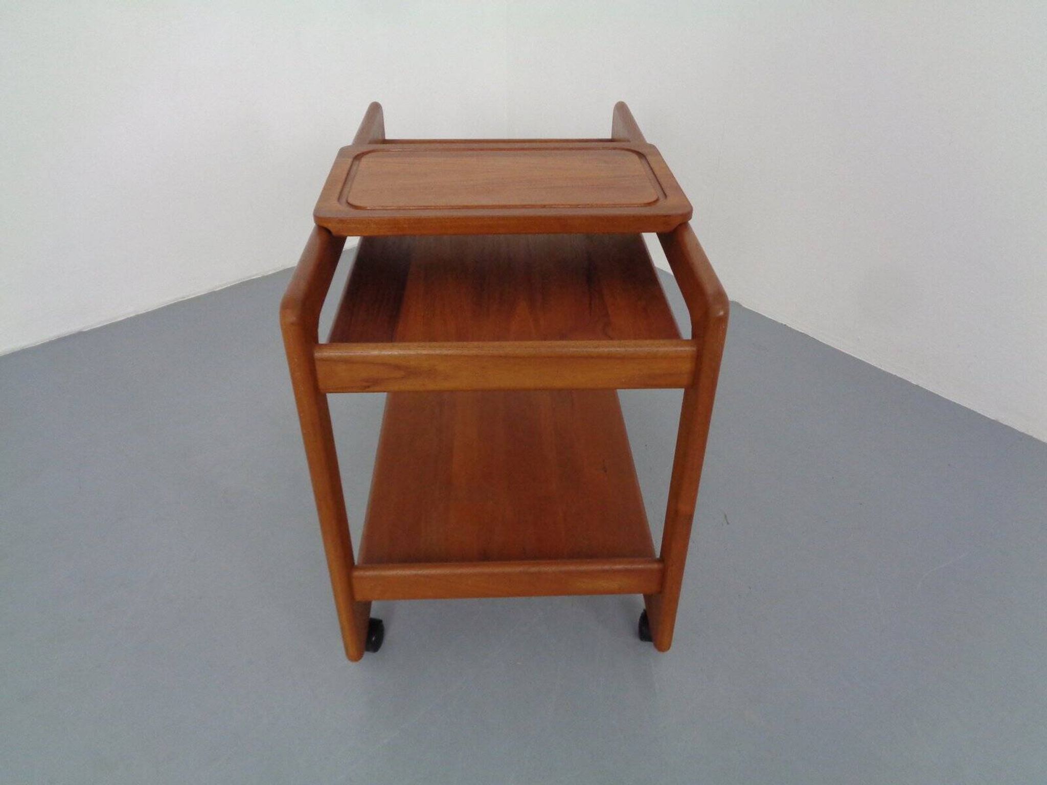Large teak bar cart from Tarm Stole Møbelfabrik, Denmark, 1960s.