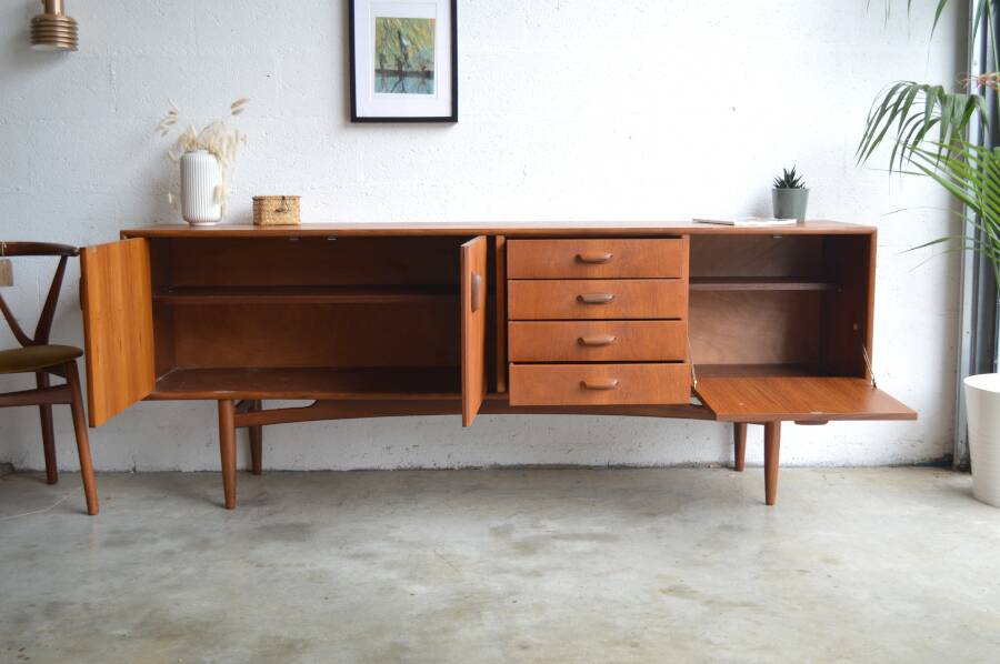 English enfilade by G-Plan 206cm