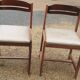 2 chaises scandinaves