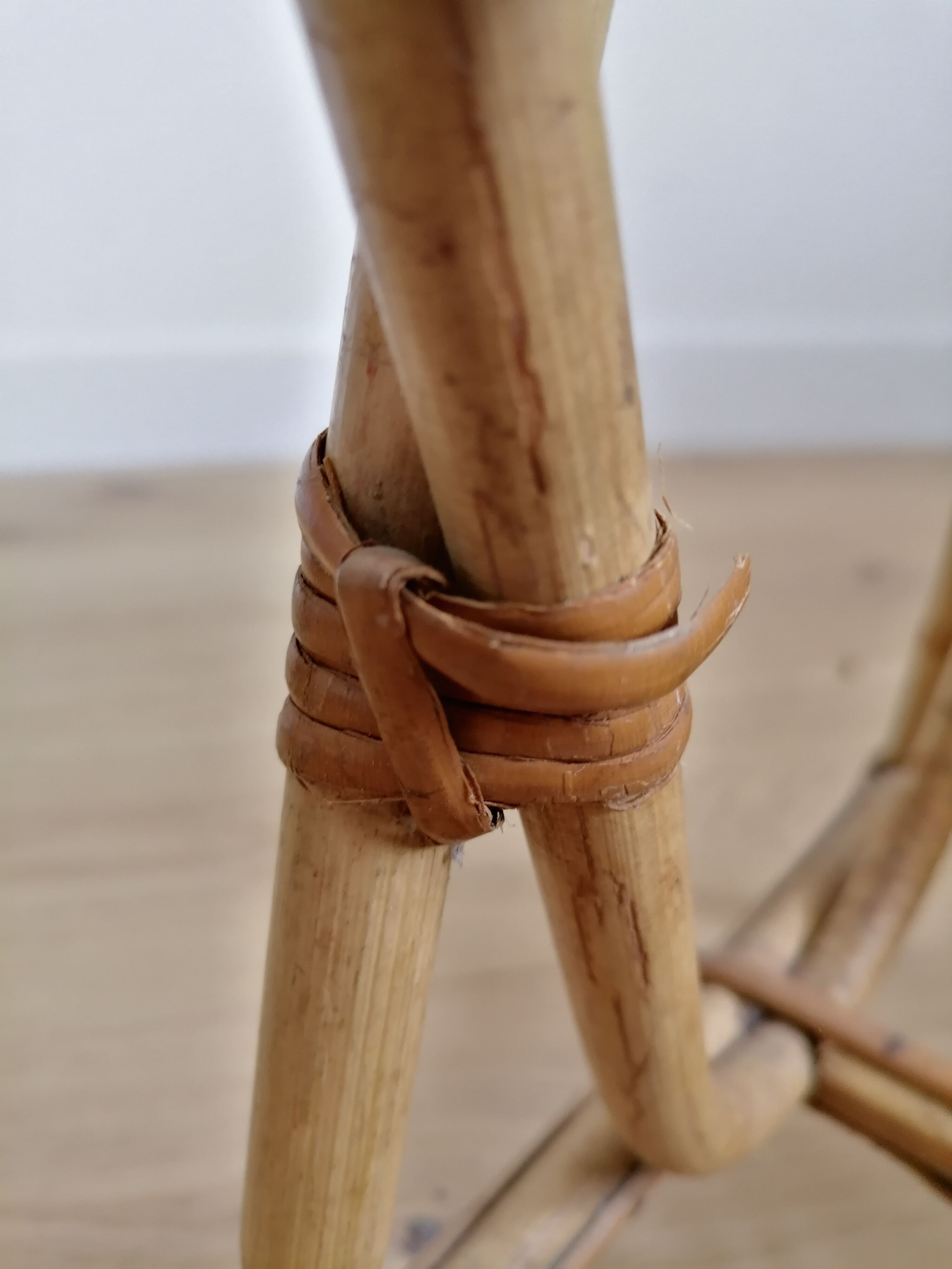 Rattan magazine holder