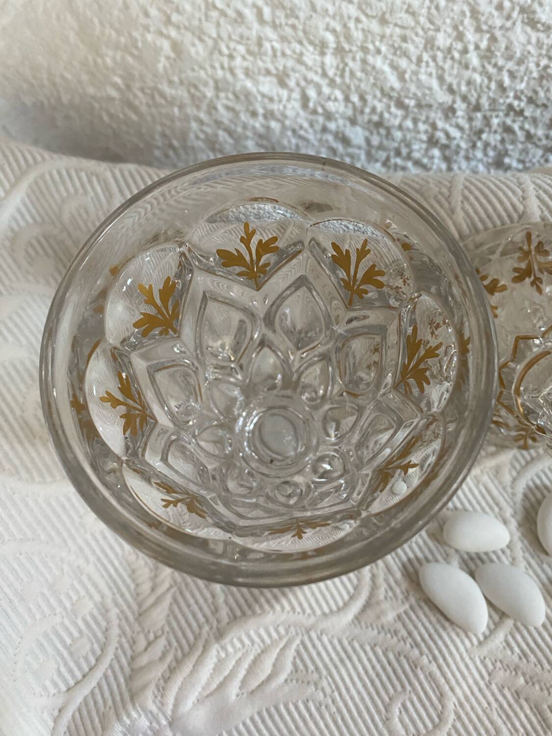 Drageoir ou bonbonnière en cristal ancien