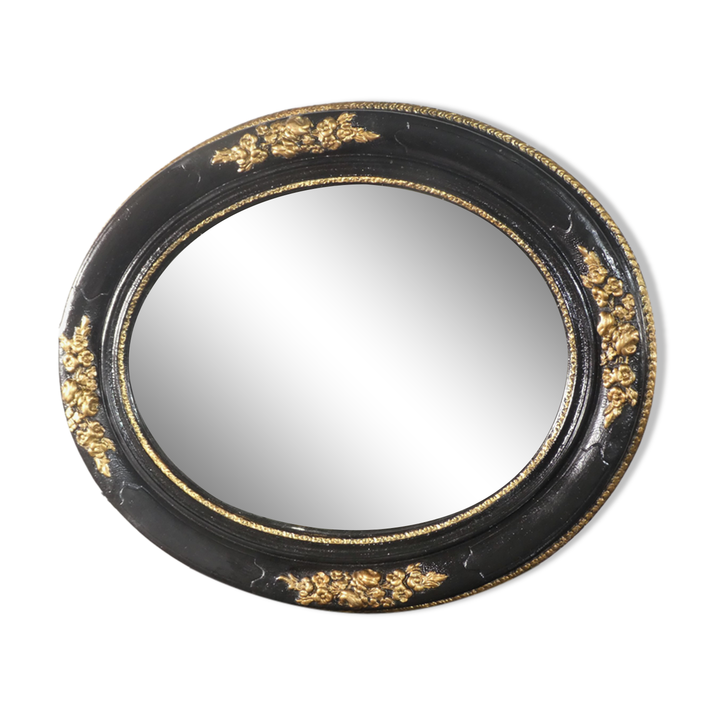 Oval mirror