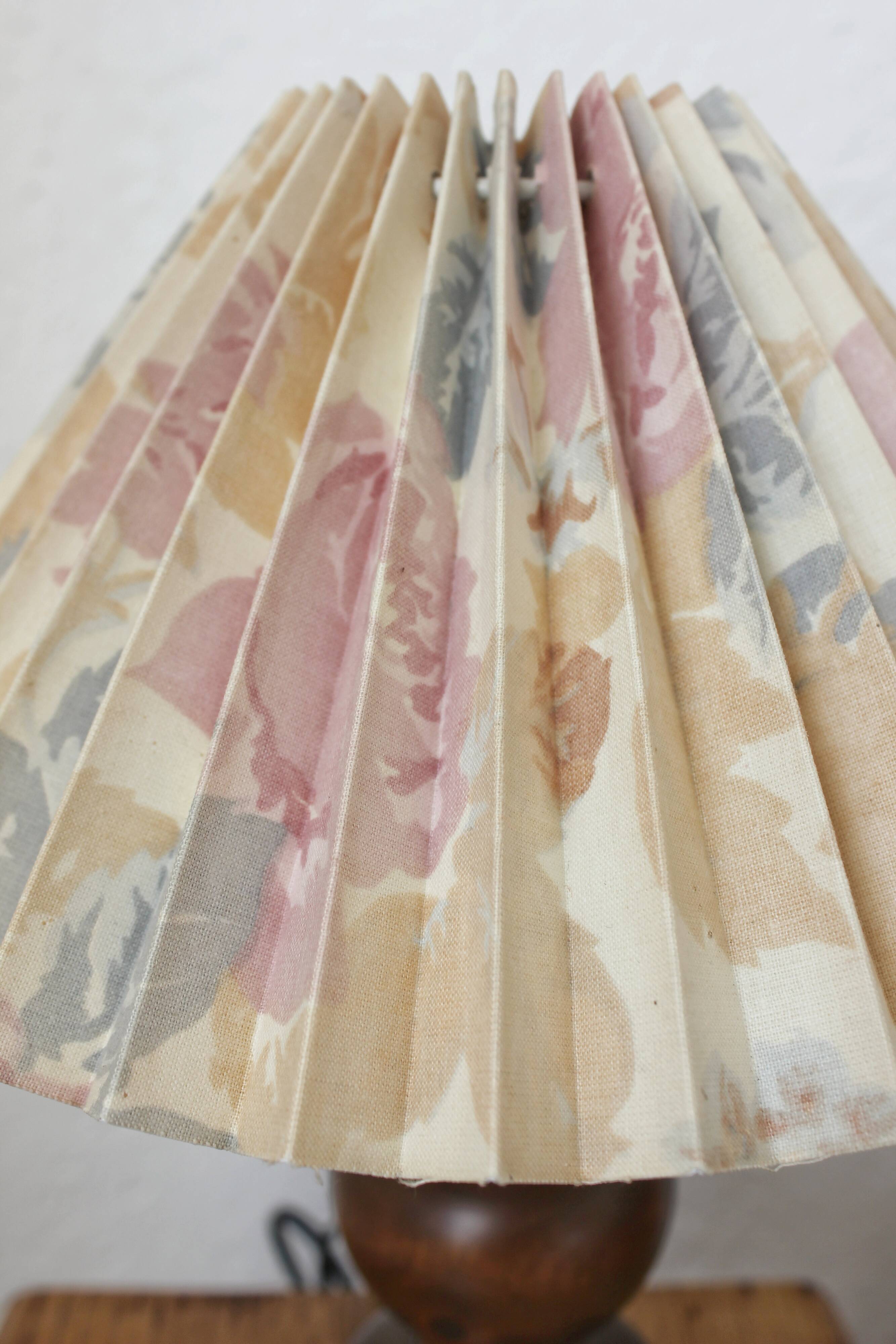 Wooden table lamp with vintage floral pleated lampshade