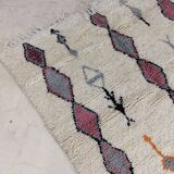 Handmade moroccan berber rug 250 x 146 cm