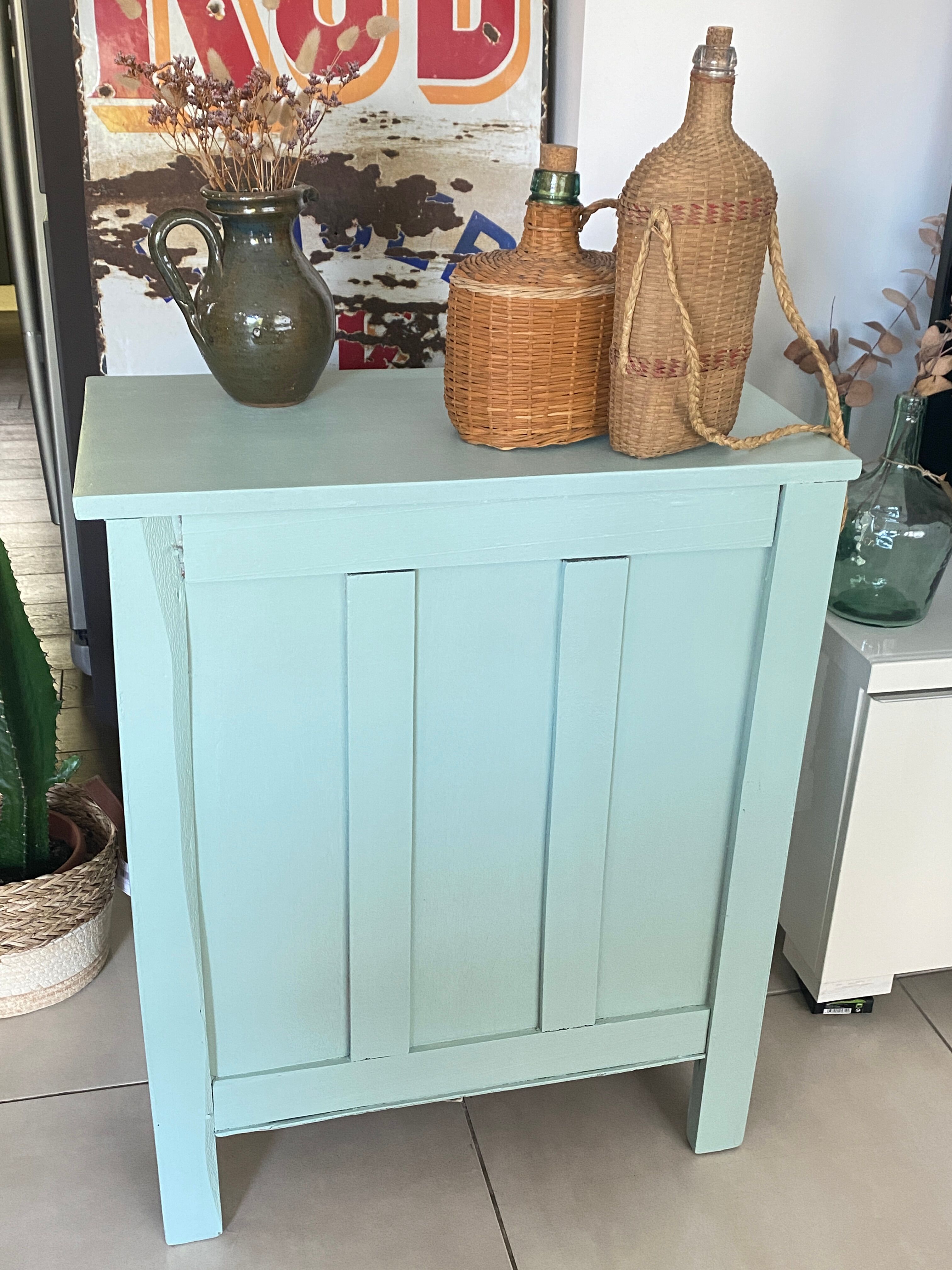 Buffet parisien vert mint