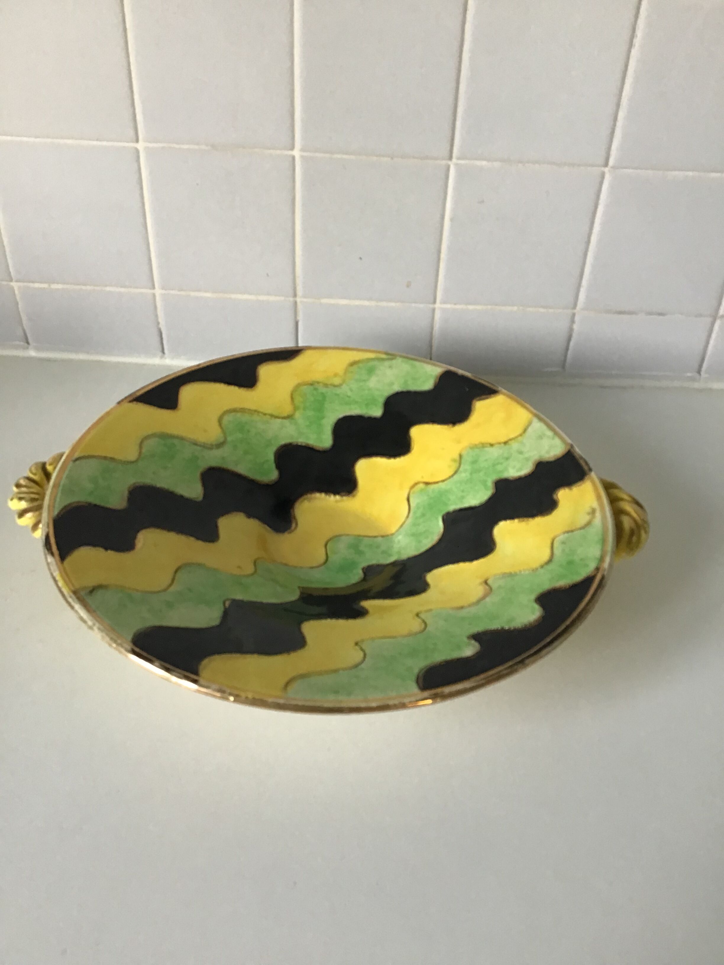 Coupe Vallauris sign with enamelled back green yellow golden black