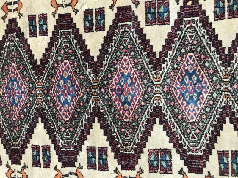 Carpet vintage pakistan done hand 126 X 188 CM