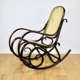 Rocking chair on runners, original brown, 1970s - very good condition