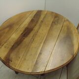 ﻿Round shutter table in solid walnut