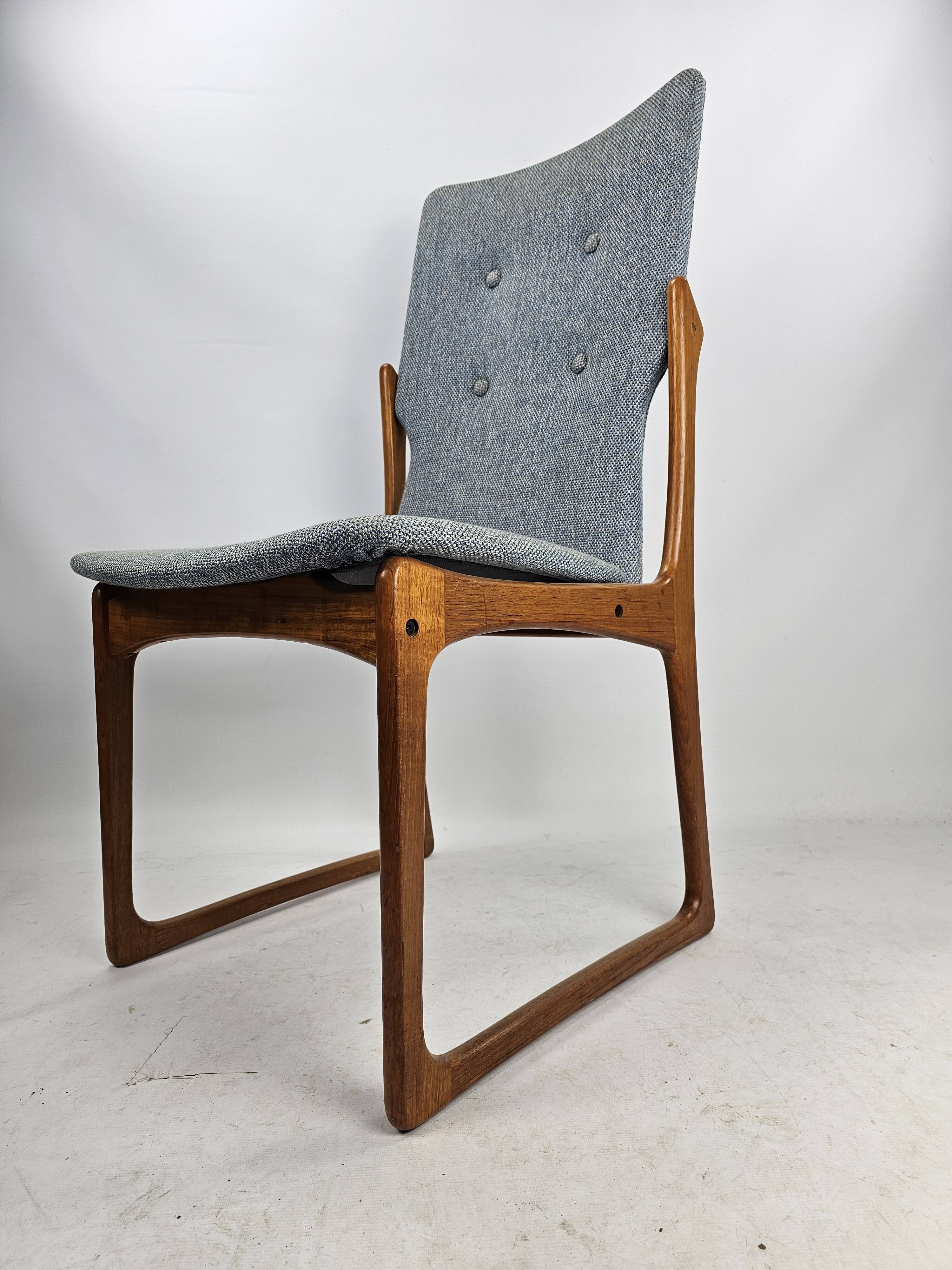 Set of 4 vintage solid wood chairs - Vamdrup 1960