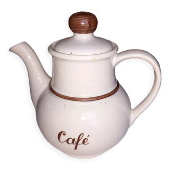 Coffee pot