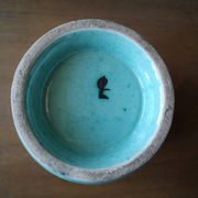 Cache pot émaillé céladon et noir - années 1960
