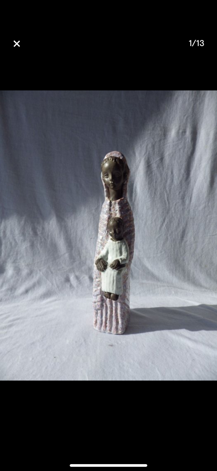 Sculpture Vierge à l’enfant