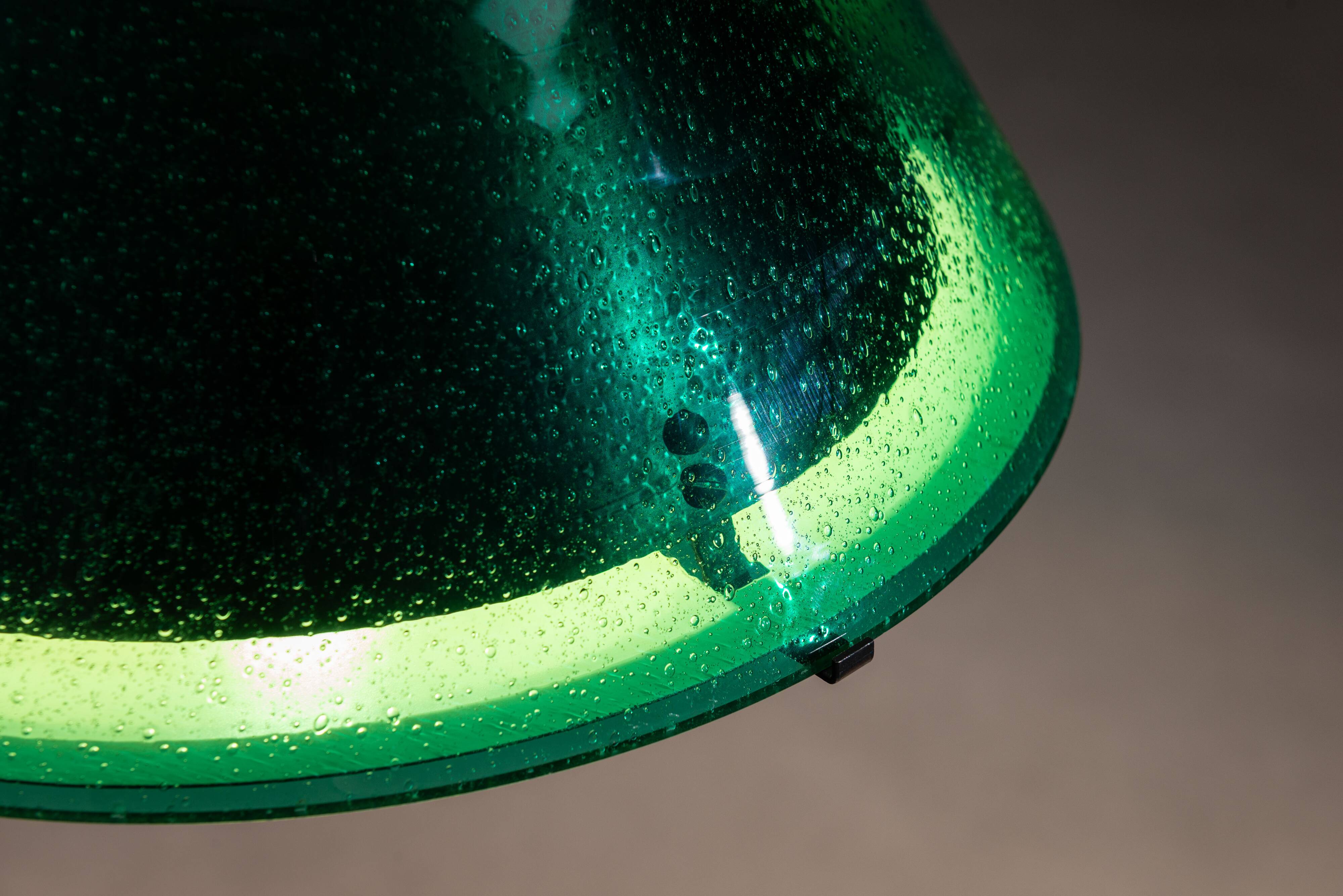 Pendentif en verre vert "Najade" de Jonas Hidle