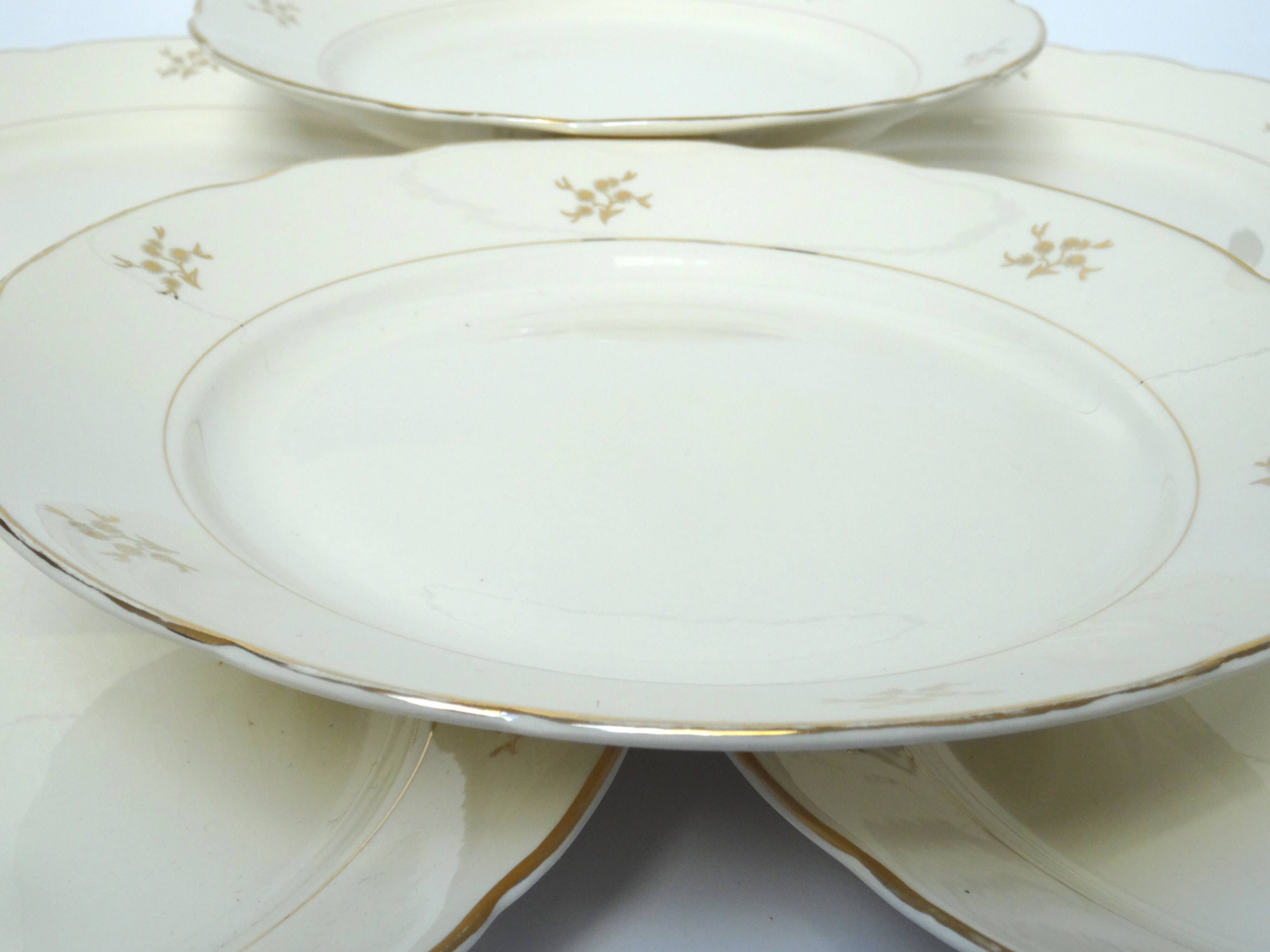 6 Villeroy & Boch flat plates