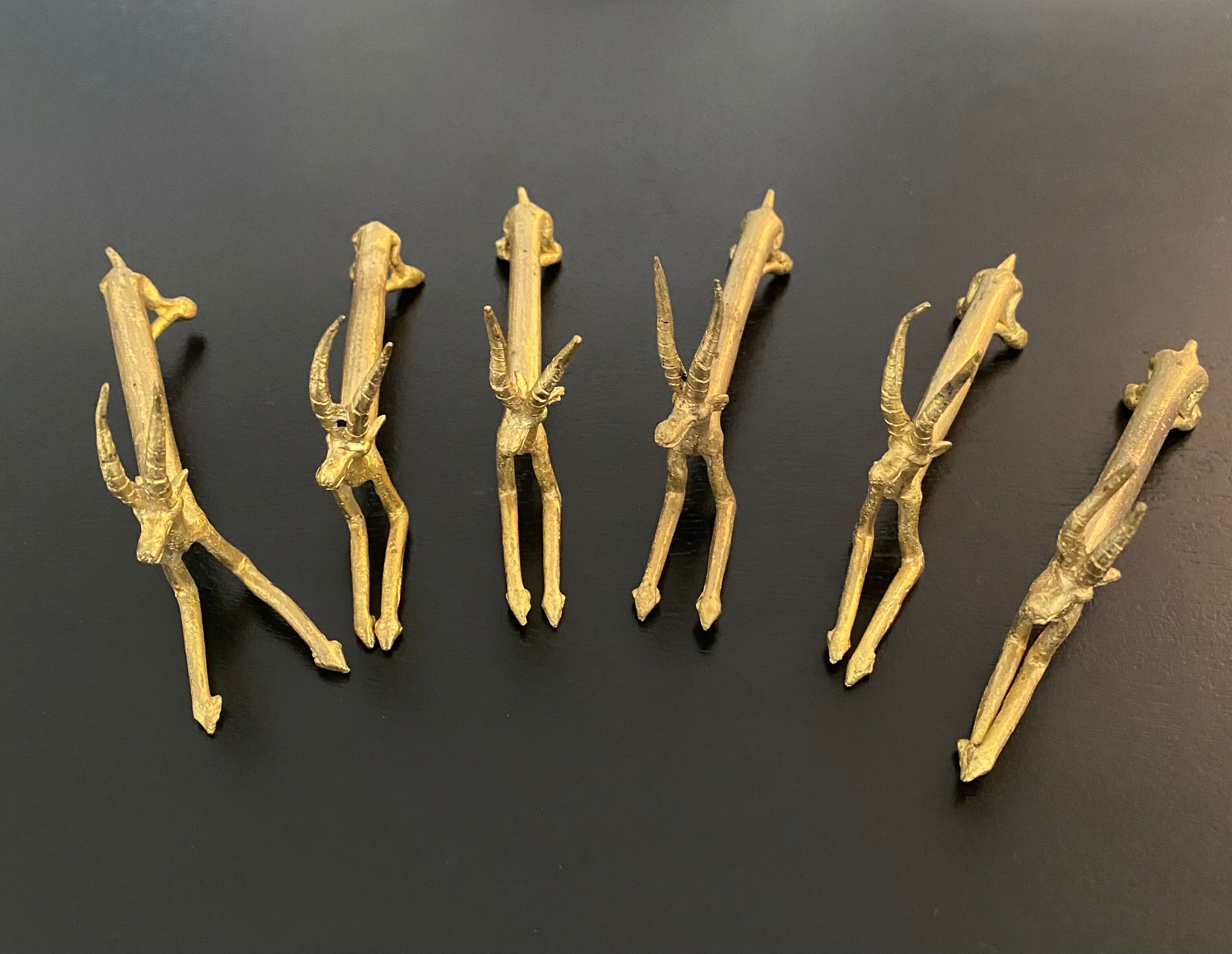 6 porte-couteaux forme antilope en laiton