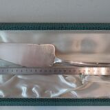 Pie shovel in box