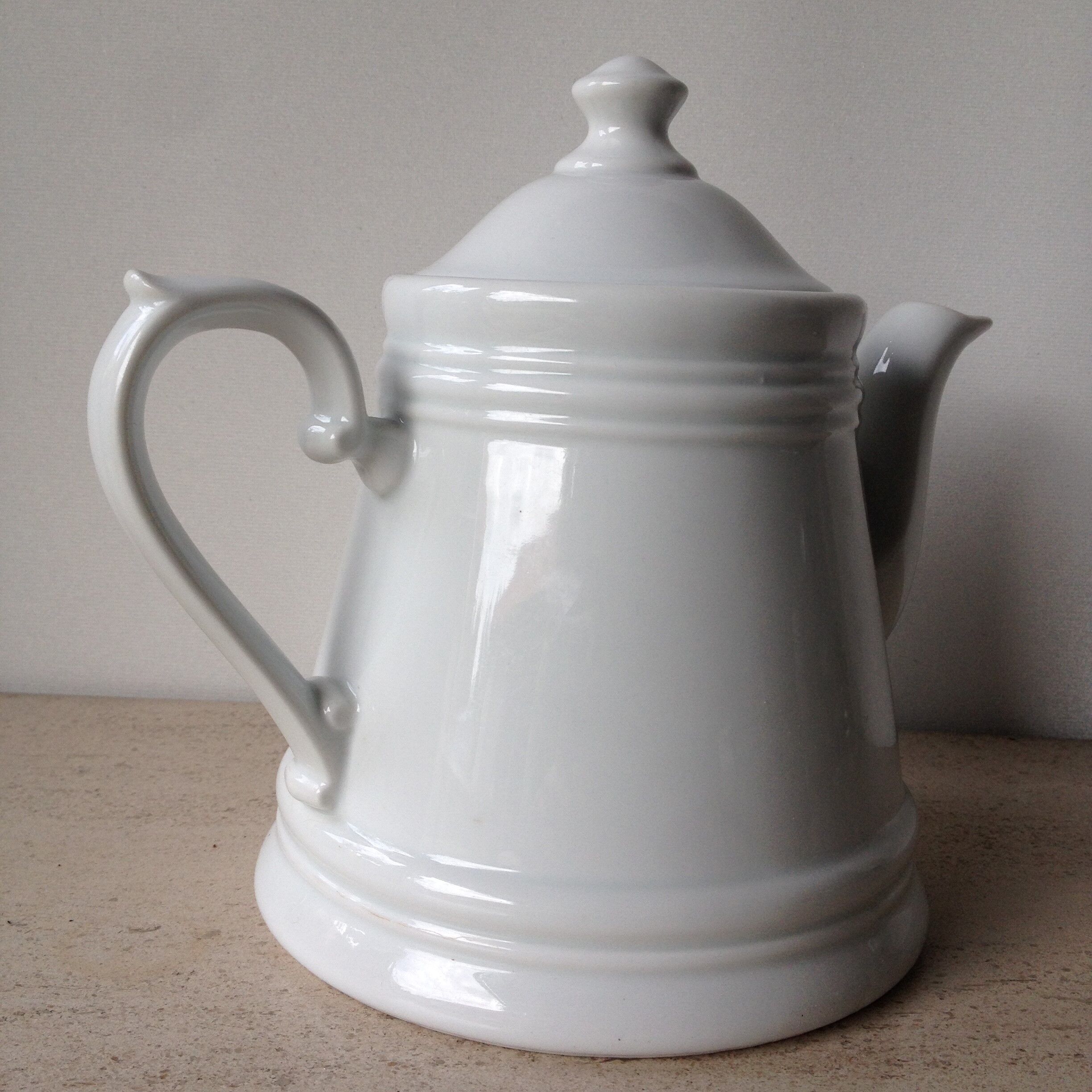 Teapot white earthenware -West Germany