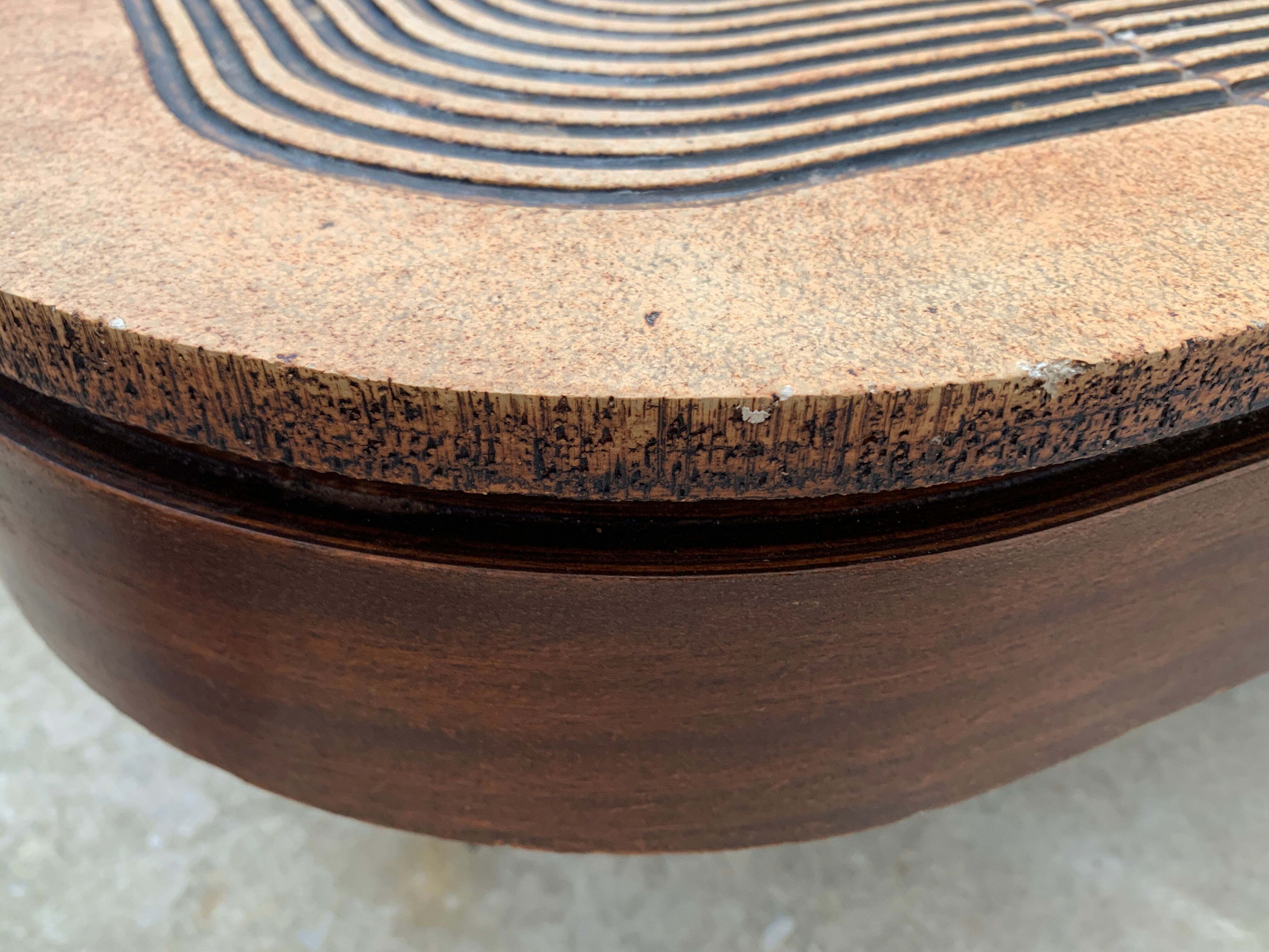 Ceramic coffee table signed Roger Capron and wood, Mambo model of the 1970s