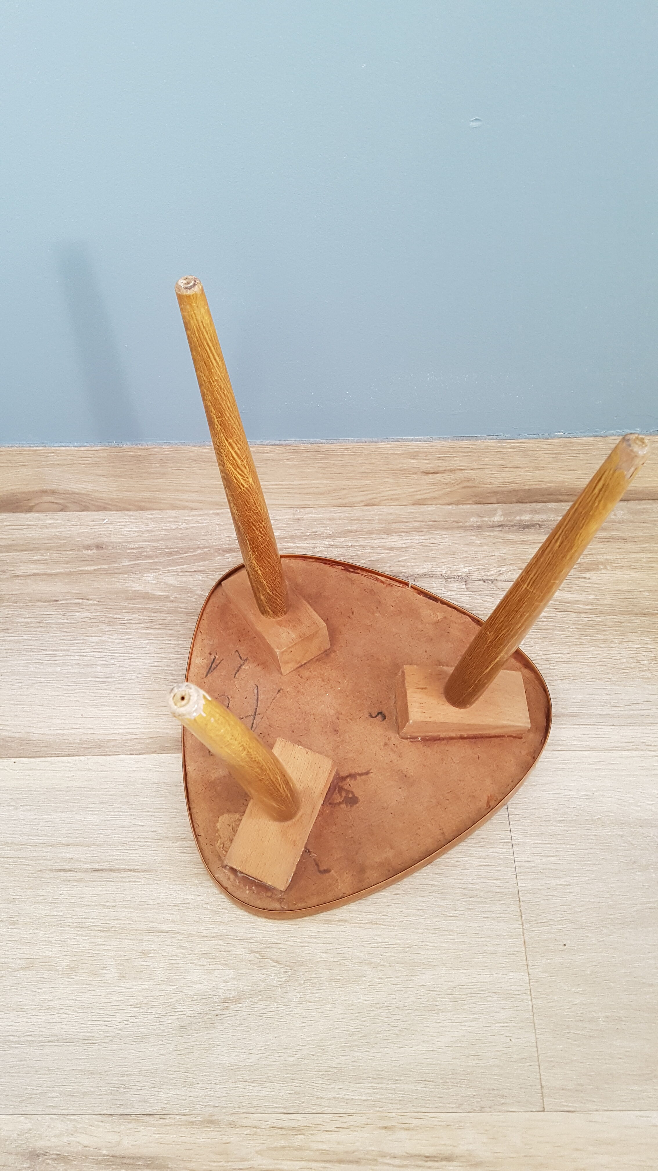 Vintage plant holder formica