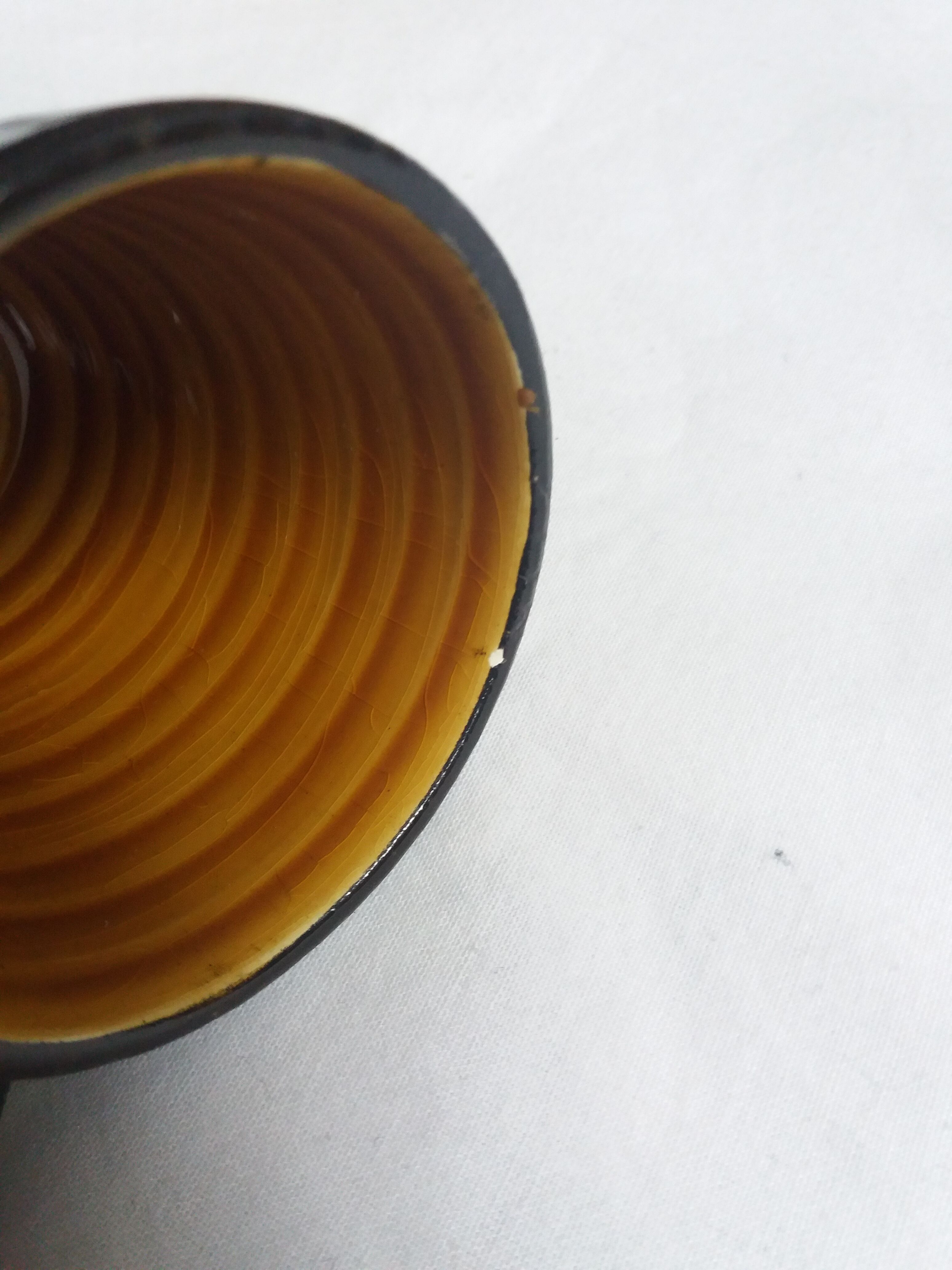 2 Longchamp ceramic coffee cups and saucers