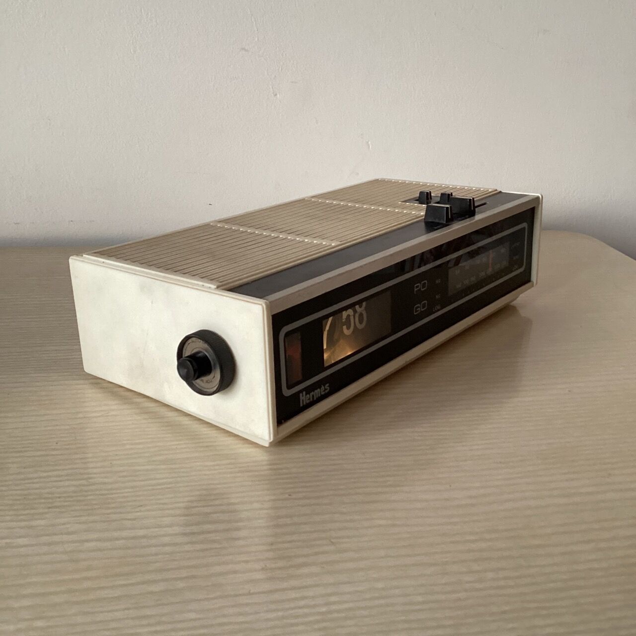 Hermès Alarm Clock Radio