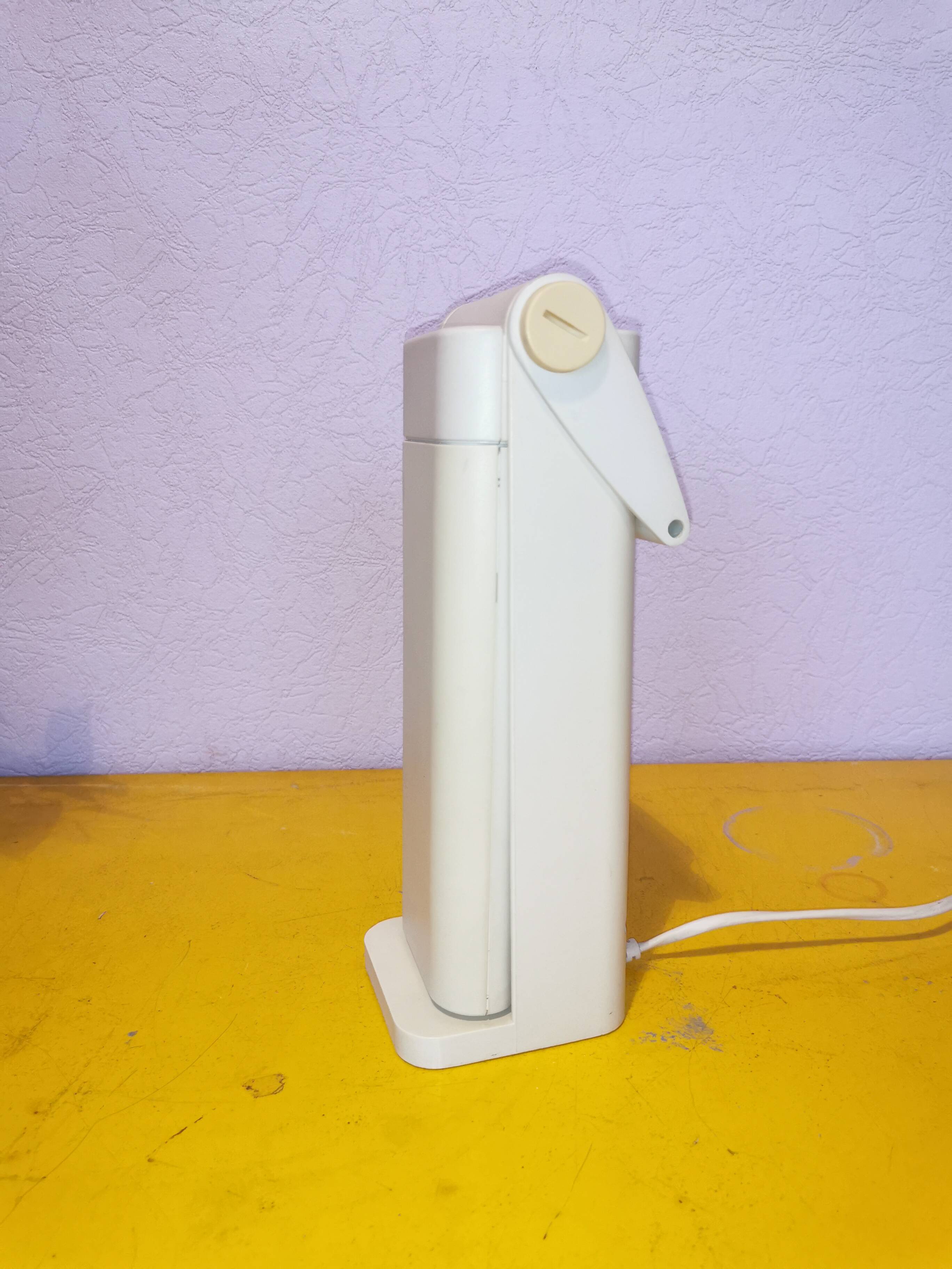 Postmodern foldable lamp, 1980
