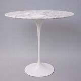 Tulip side table oval by Eero Saarinen for Knoll Inc, 1970s