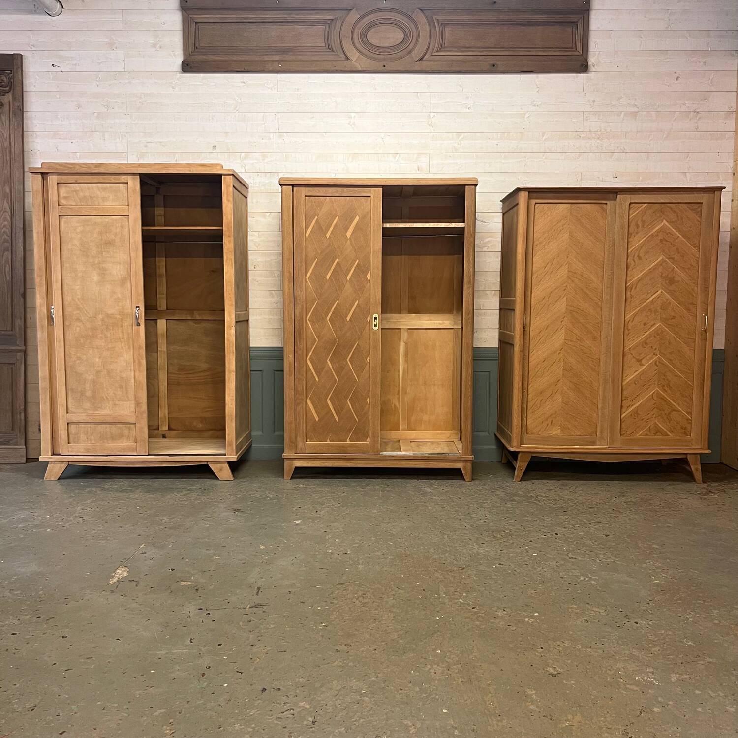 Vintage oak sliding wardrobe