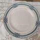 Lot de 11 assiettes plates en Terre de Fer Sarreguemines modèle Carina décor frise bleue